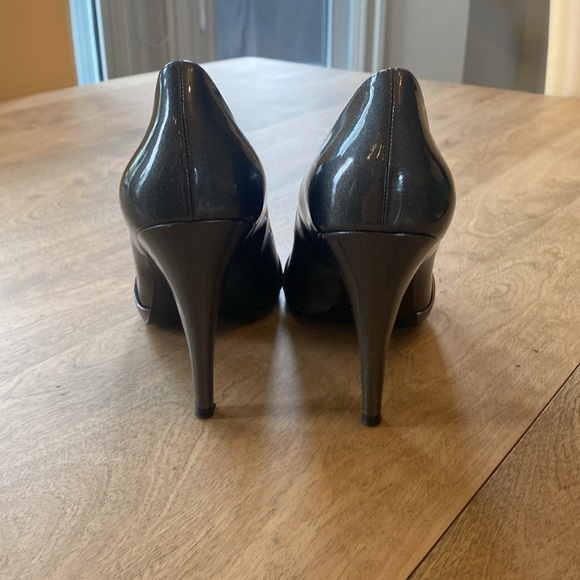 Soulier talons hauts - Picture 2 of 4